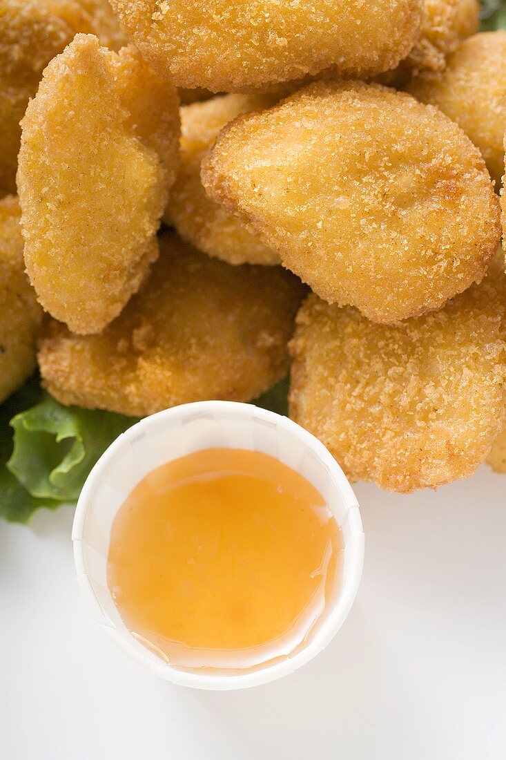 Chicken Nuggets mit süsssaurer Sauce