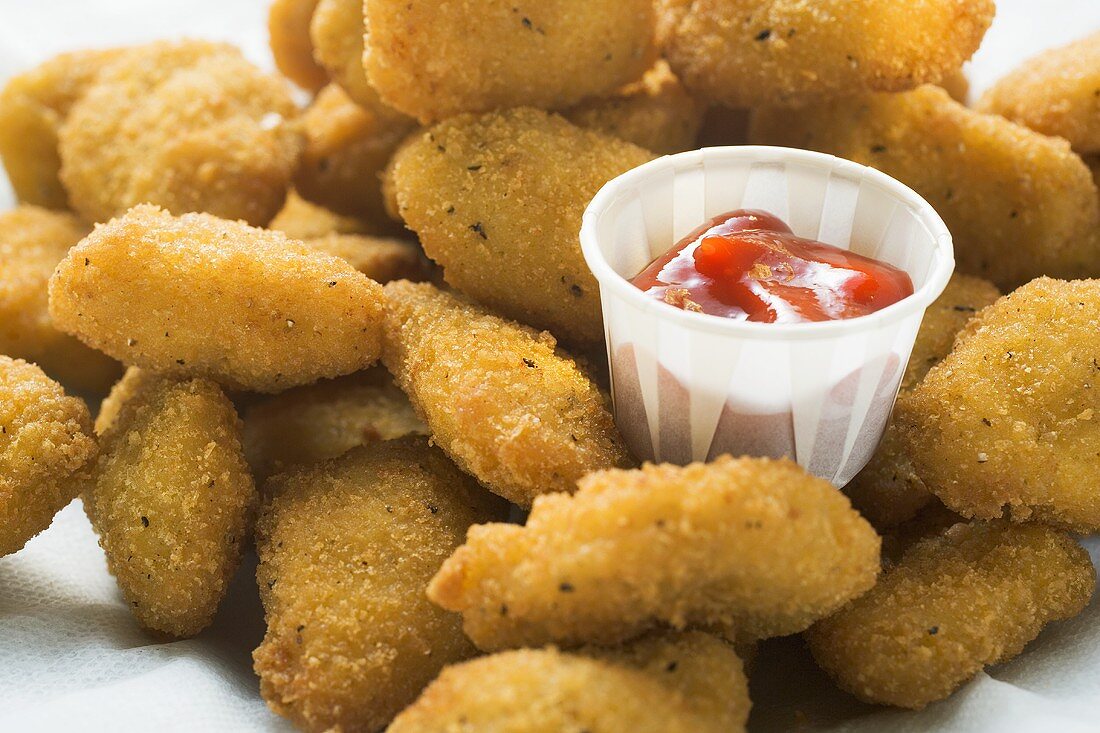 Chicken nuggets with ketchup