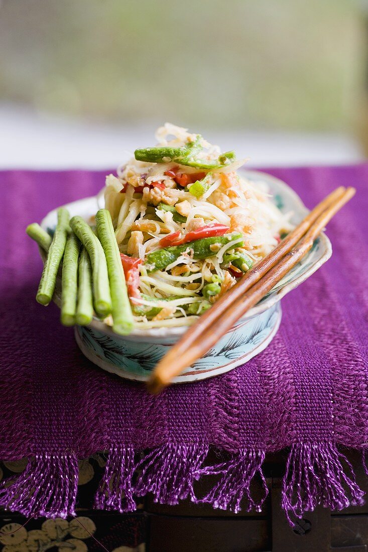 Papaya salad with snake beans and shrimps (Thailand)