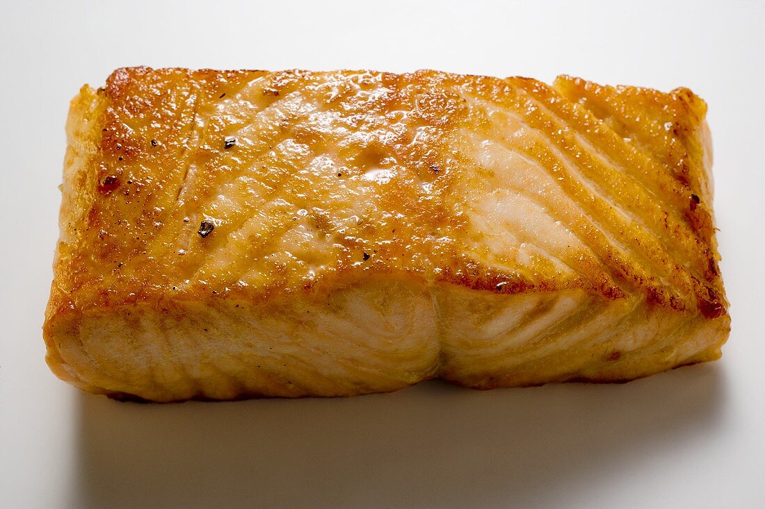 Fried salmon fillet