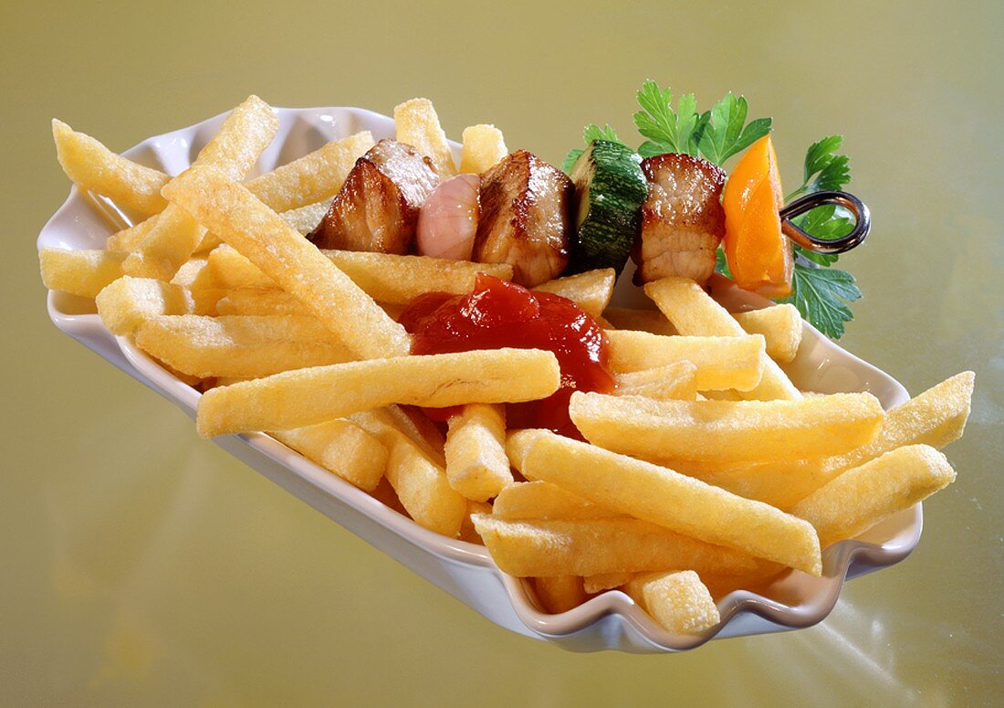 Shashlik with chips