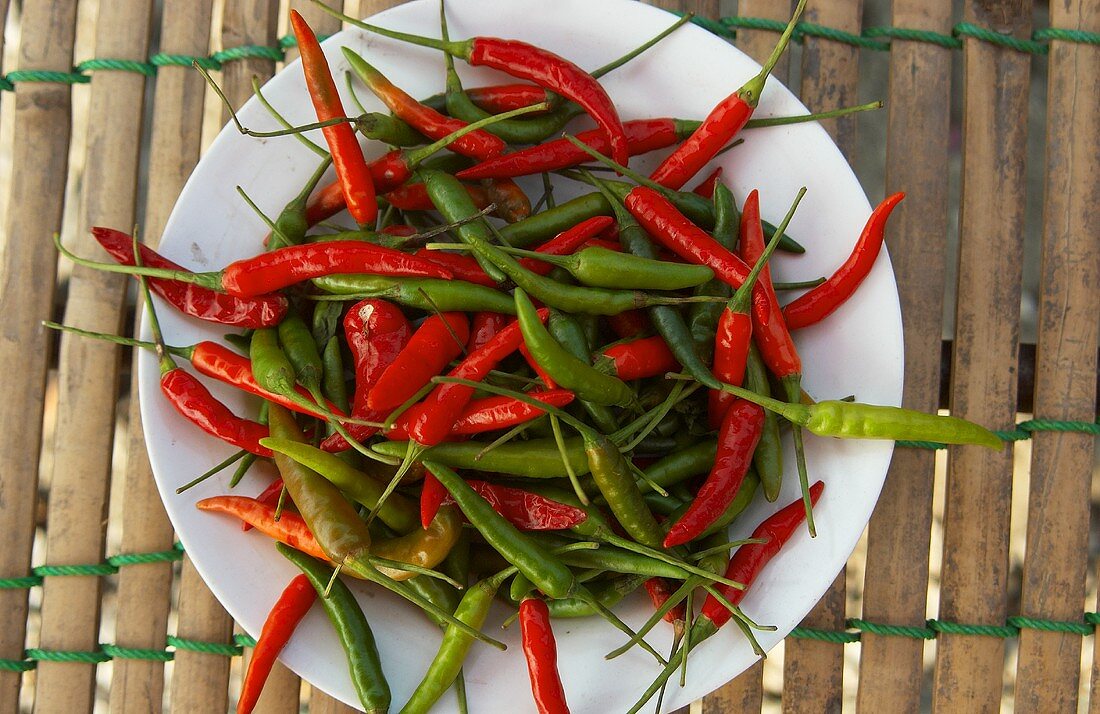 A plate of Thai chili peppers