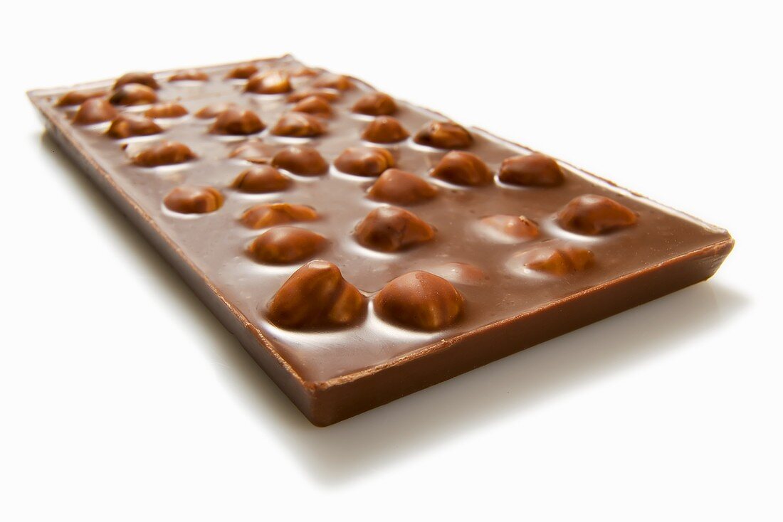 Eine Tafel Nusschokolade