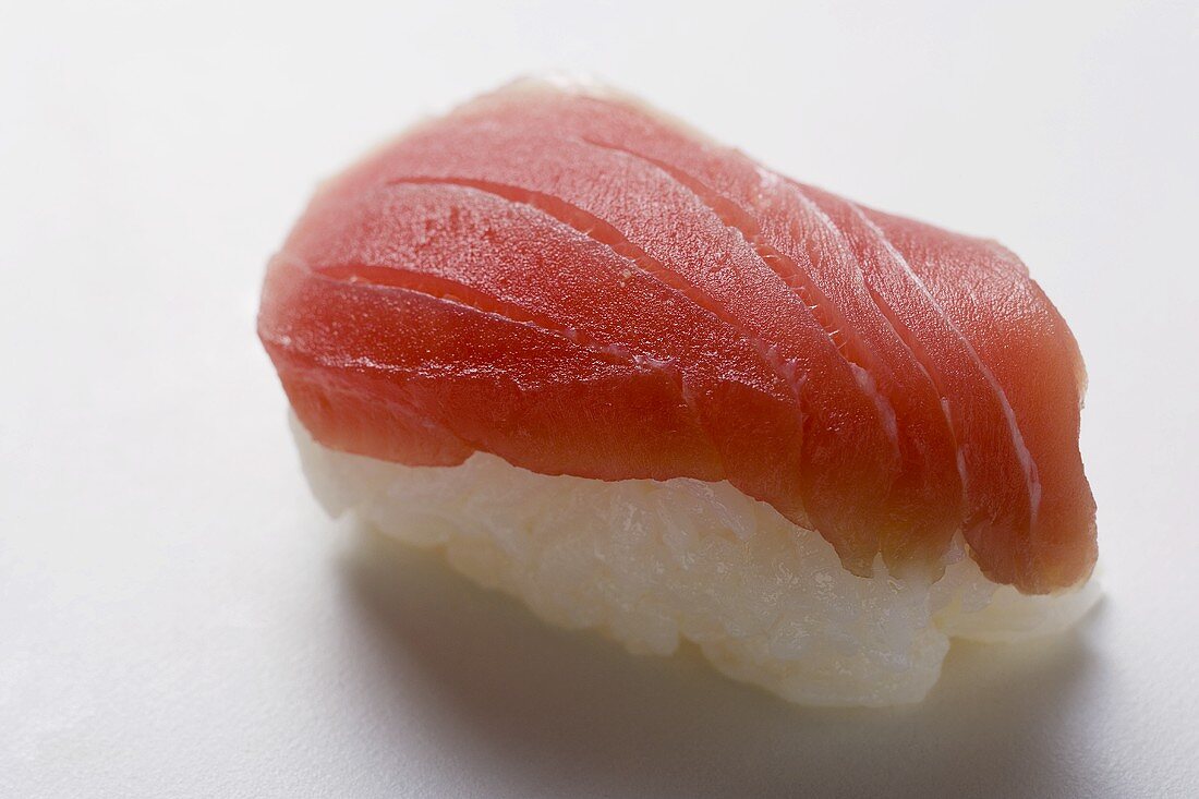 Nigiri sushi with tuna