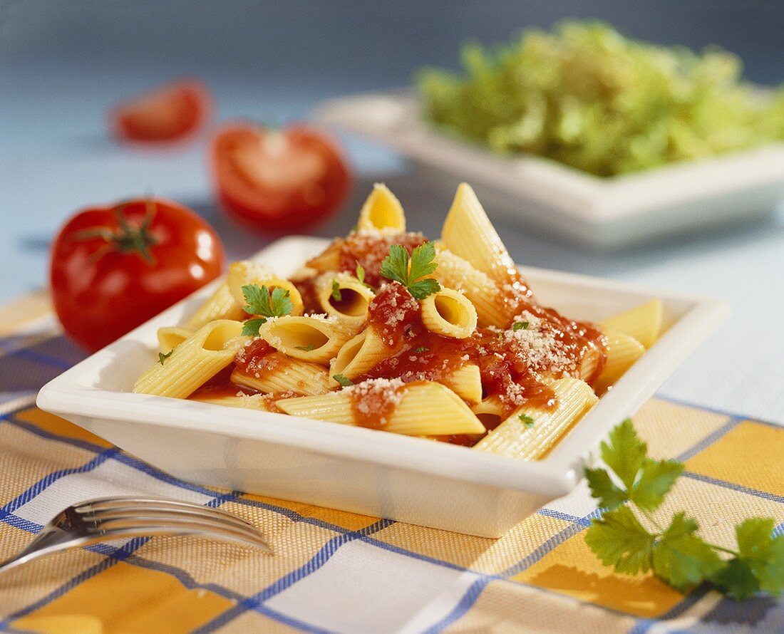 Penne mit Tomatensauce