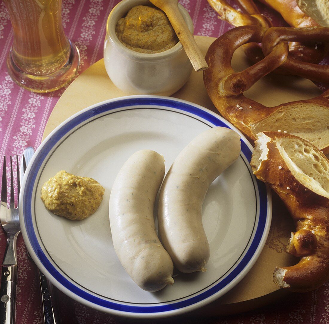 Weisswurst (white sausages) with sweet mustard and pretzel