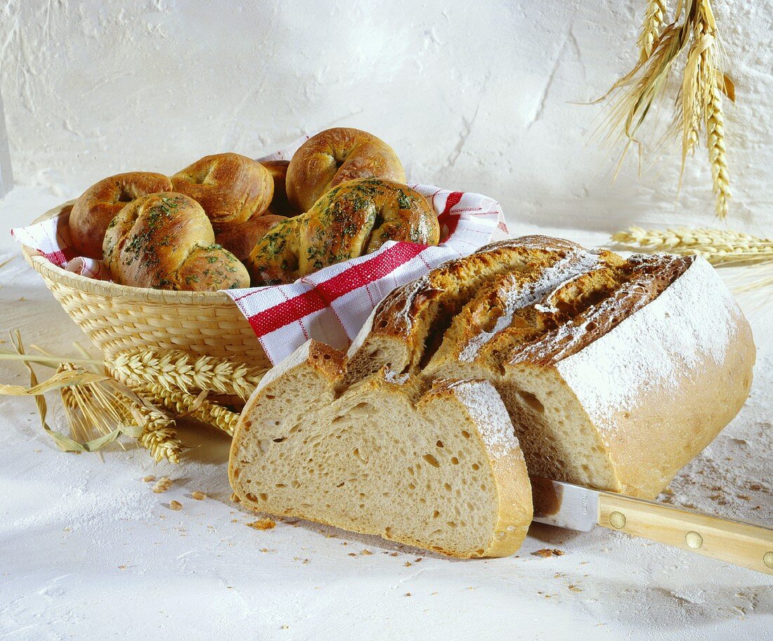 Mixed wheat and rye bread and bread plaits