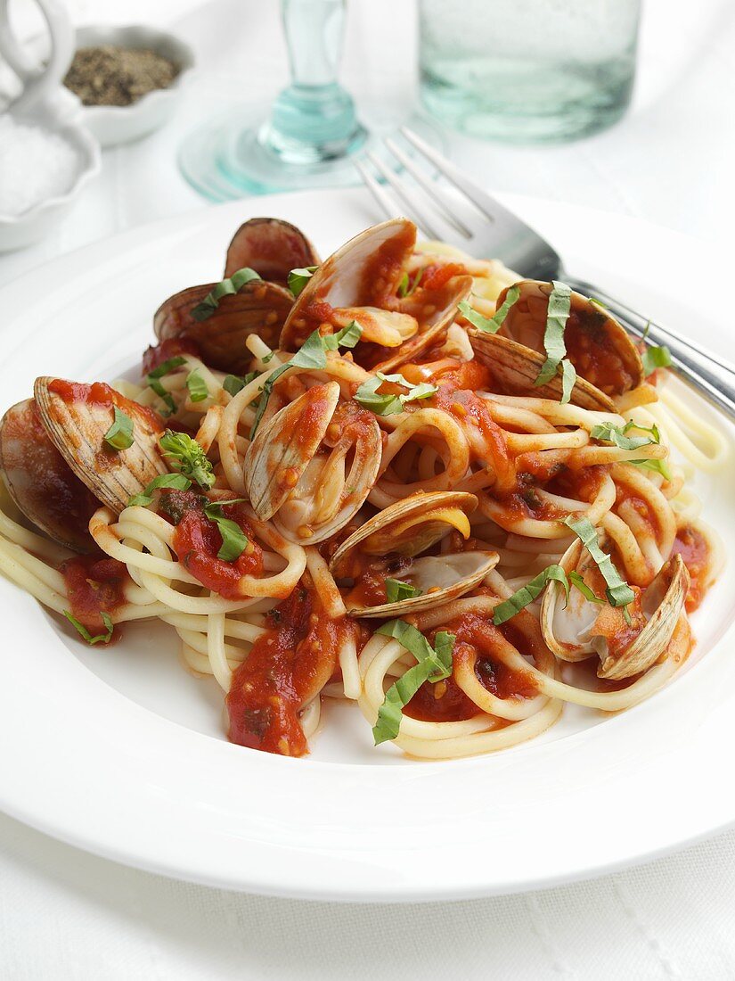 Spaghetti Vongole; Spaghetti with Clams on White Dish