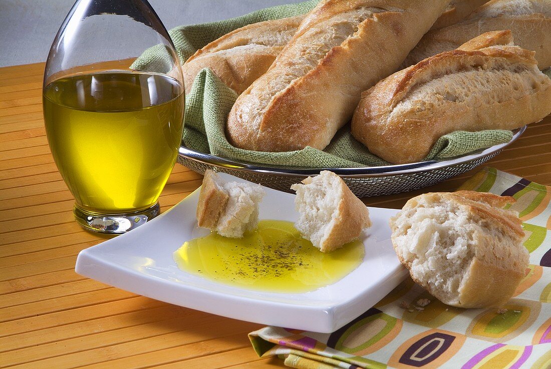 Baguette und Olivenöl