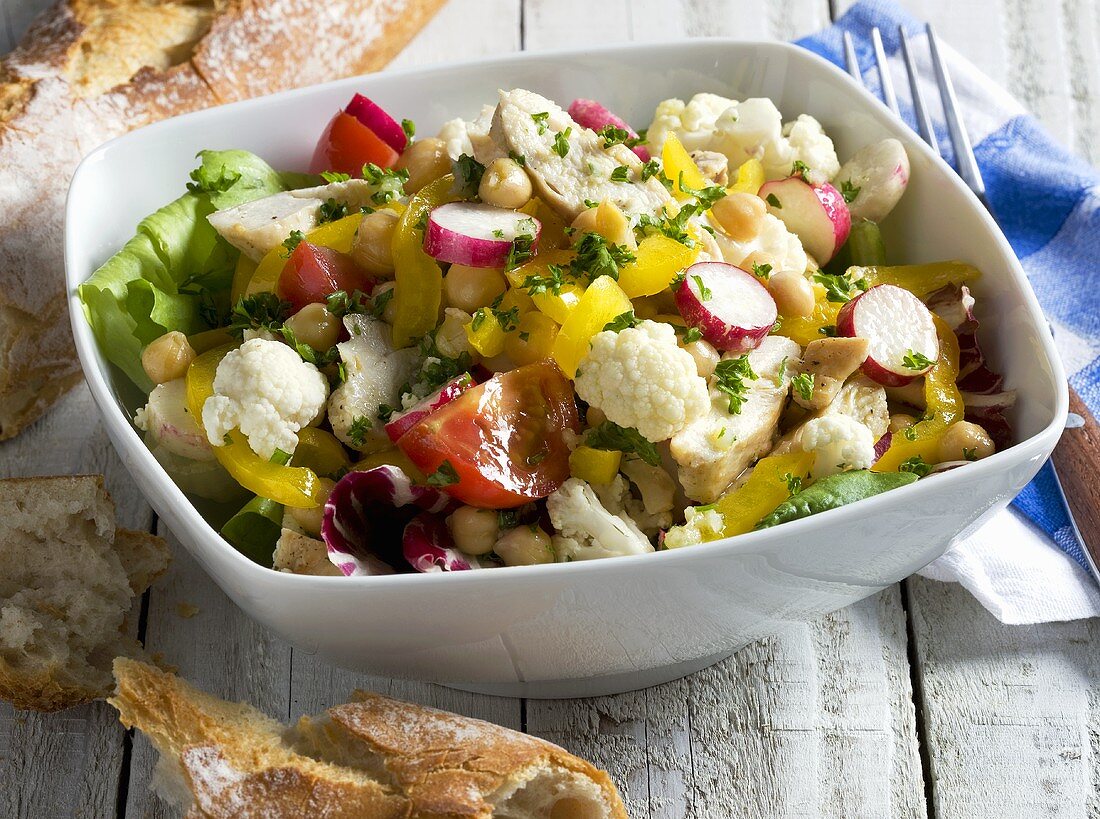 Cauliflower salad with chicken