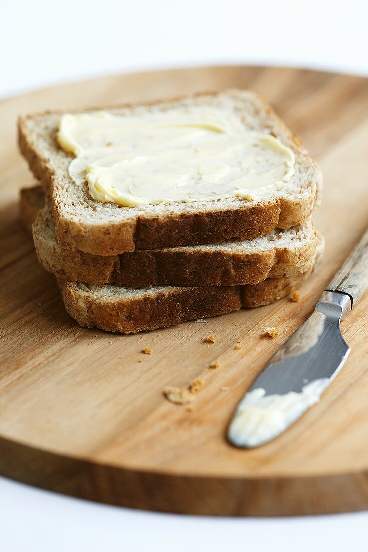 Toastbrotscheibe mit Butter