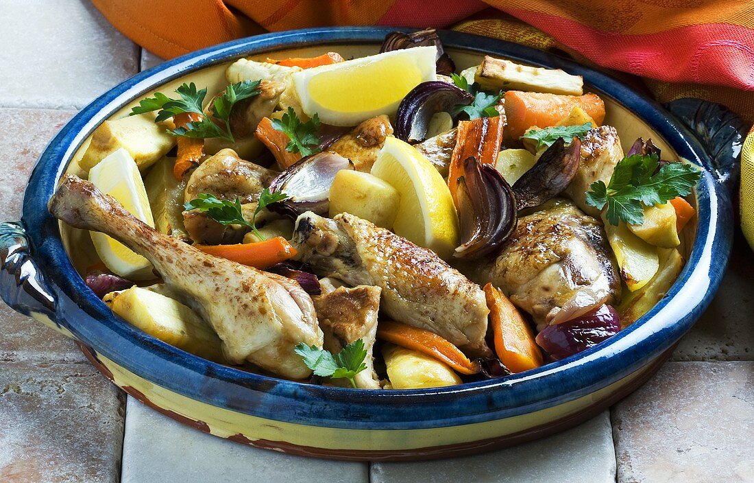 Oven-baked lemon chicken with carrots