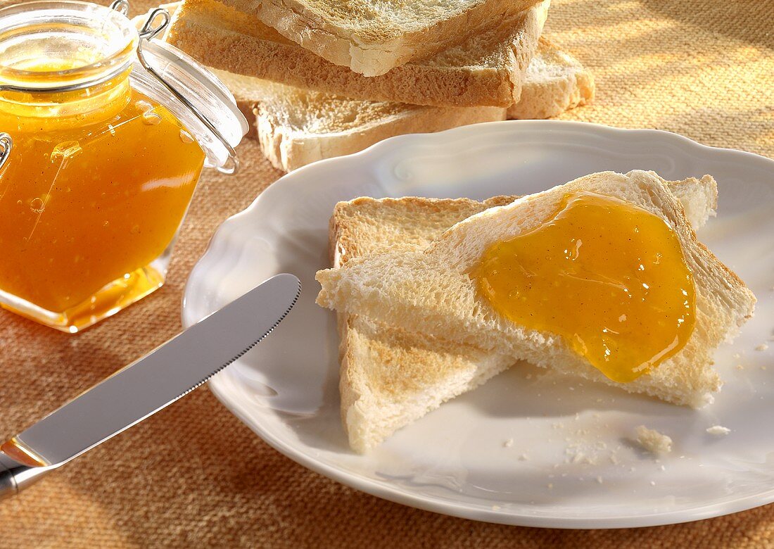 Slices of toast with pumpkin jam