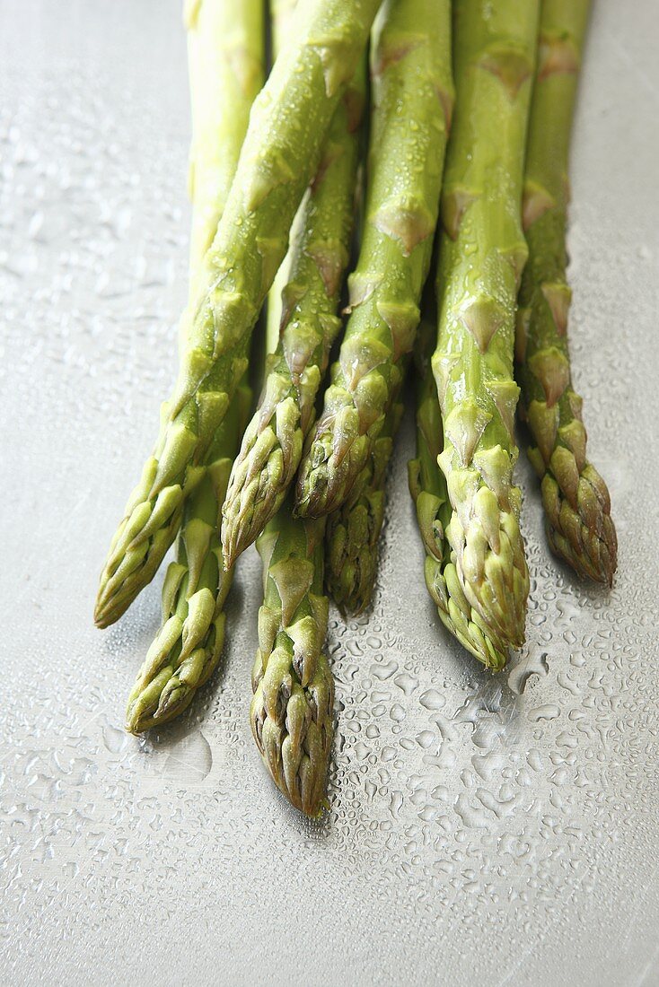Freshly washed green asparagus