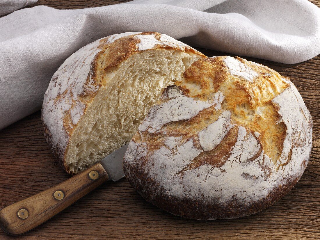 Buttermilchbrot, halbiert