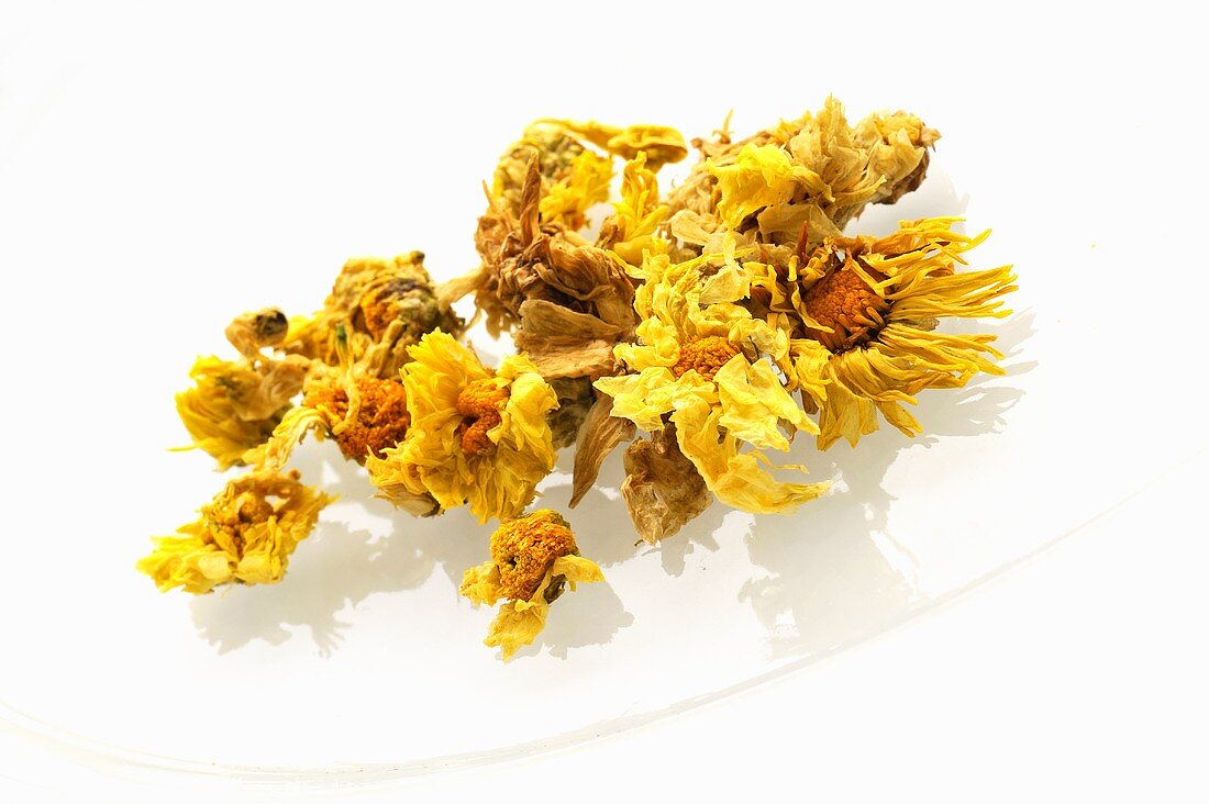 Dried chrysanthemums