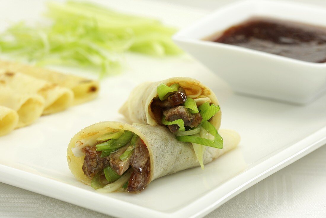 Beef rolls with spring onions (Thailand)