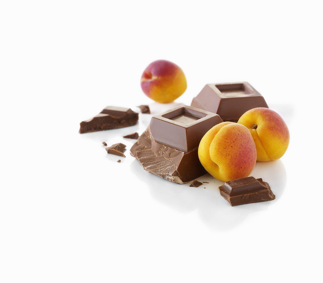 Apricots and pieces of chocolate