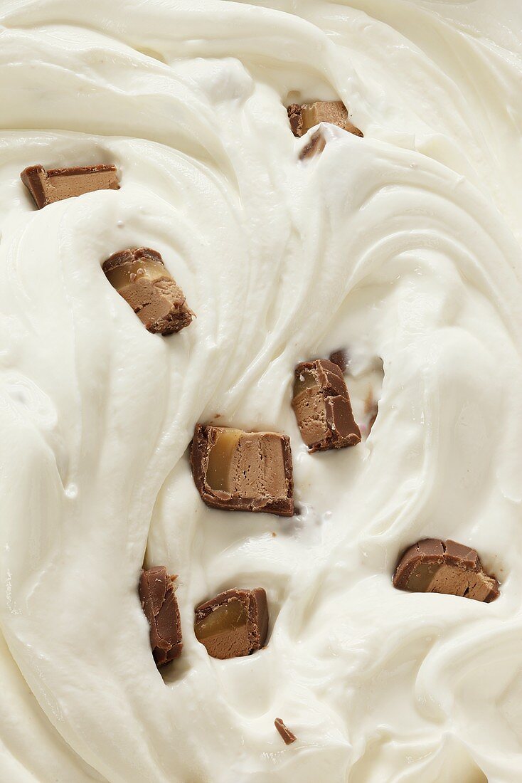 Ice cream with chocolate bar chunks