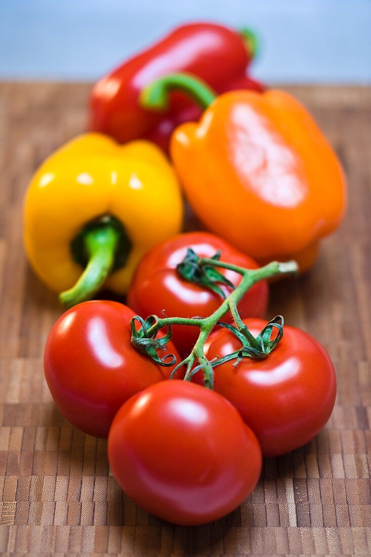 Tomaten und Paprikaschoten