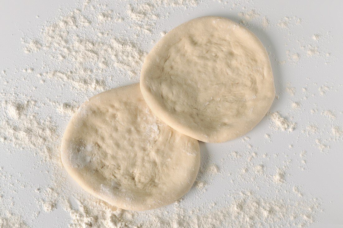 Pizza dough (seen from above)