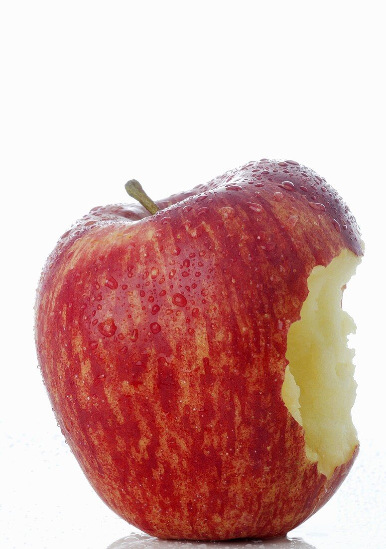 Angebissener roter Apfel