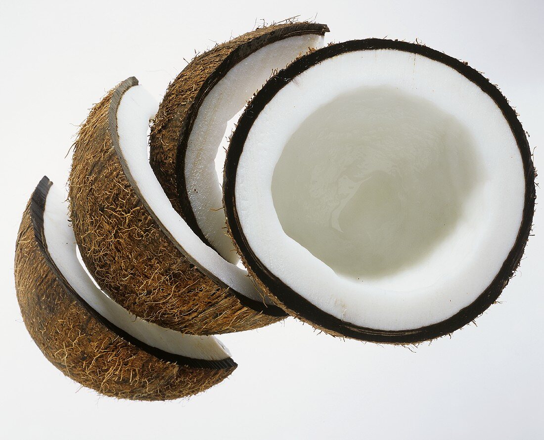 Zerteilte Kokosnuss