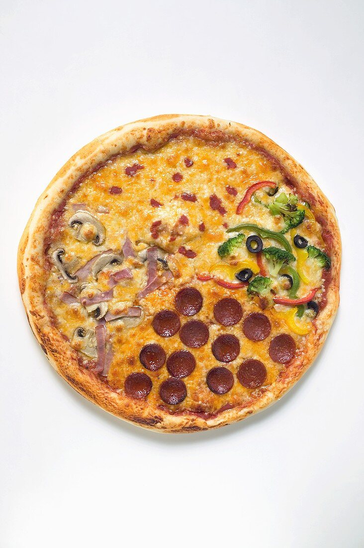 American-style ham, pepperoni and vegetable pizza