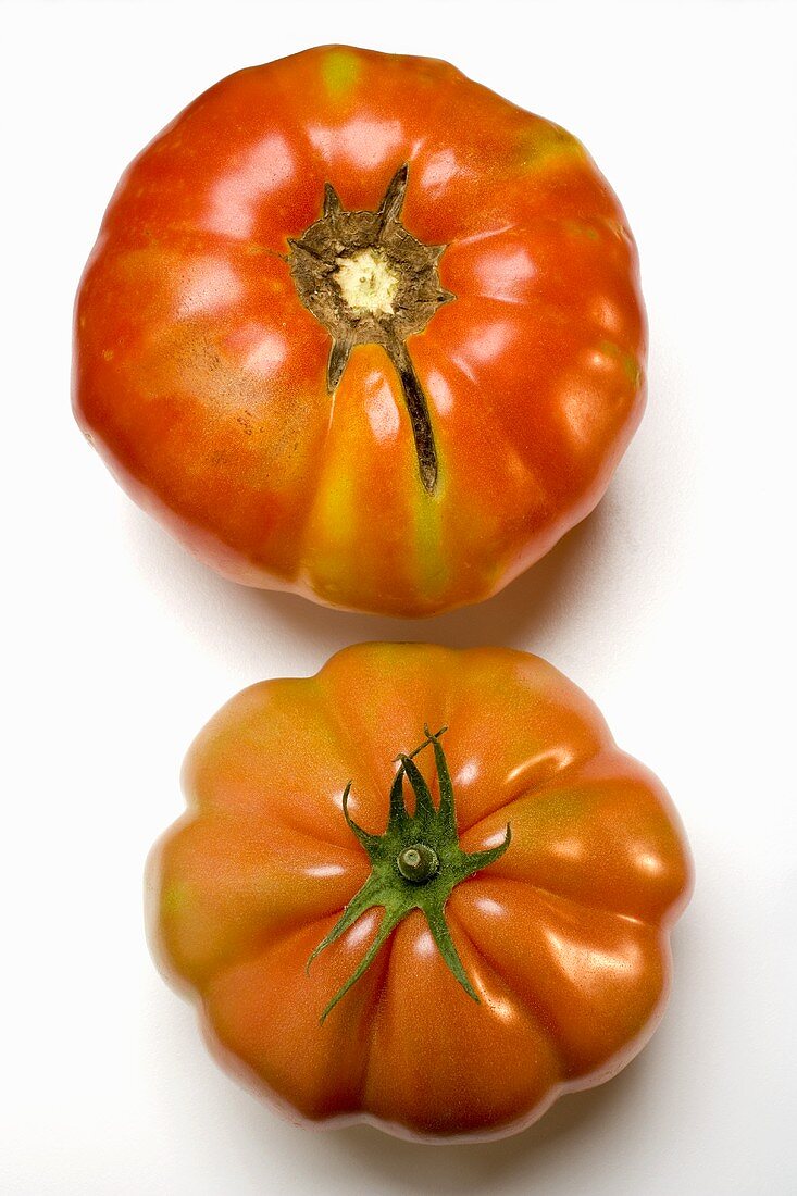 Zwei Tomaten von oben