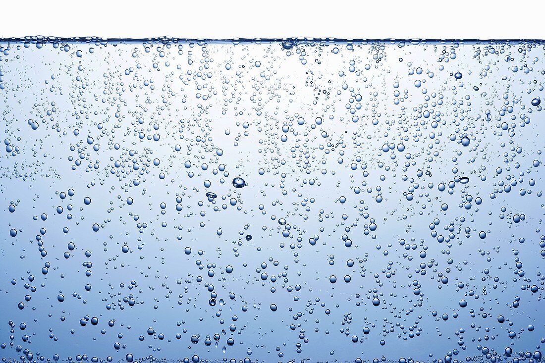 Wasser mit Luftblasen