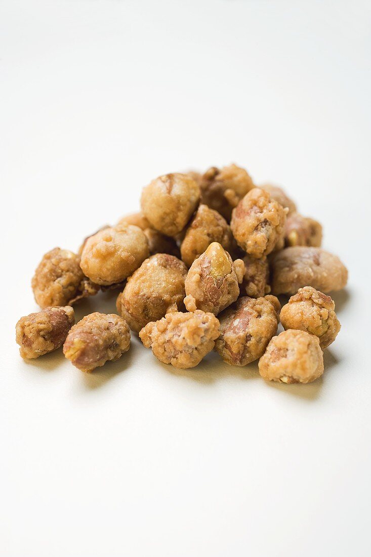 Macadamia nuts to nibble