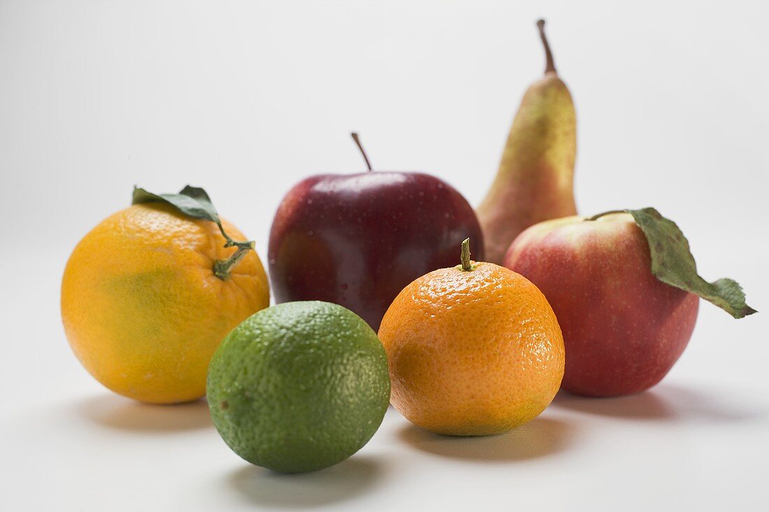 Äpfel, Birne und Zitrusfrüchte
