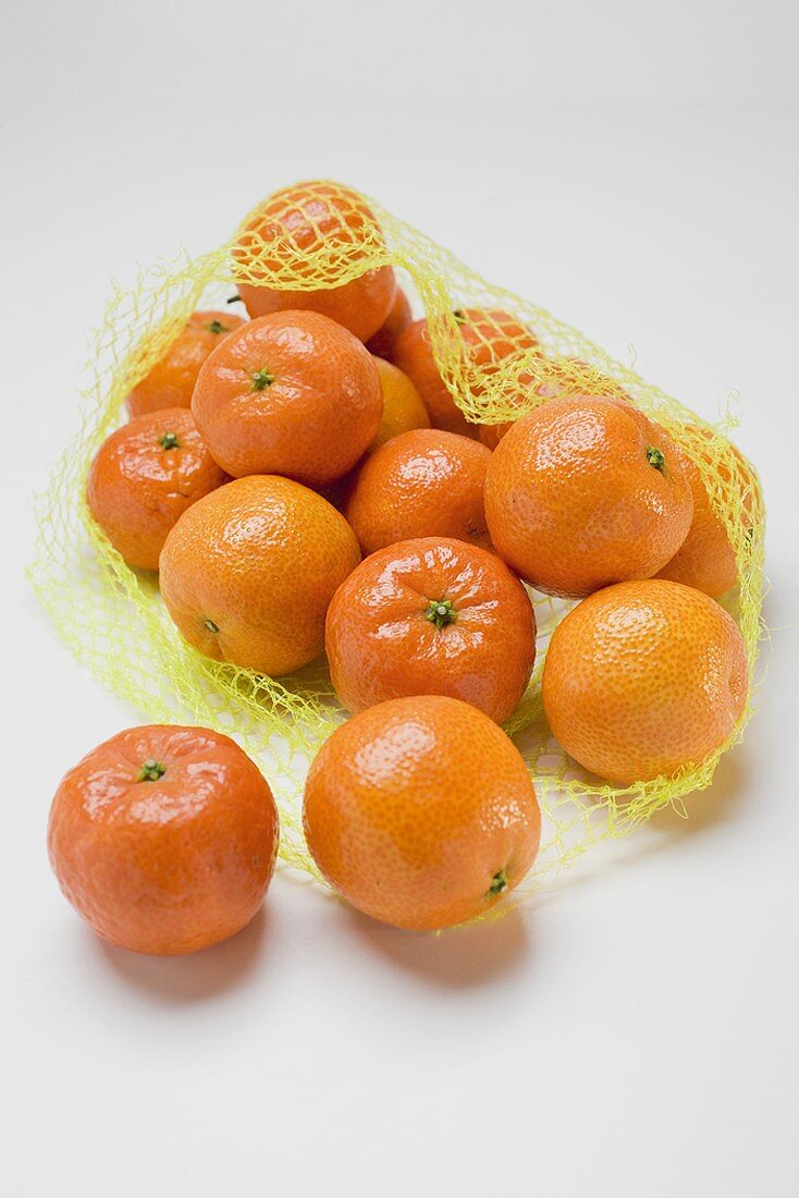 Clementines in a net