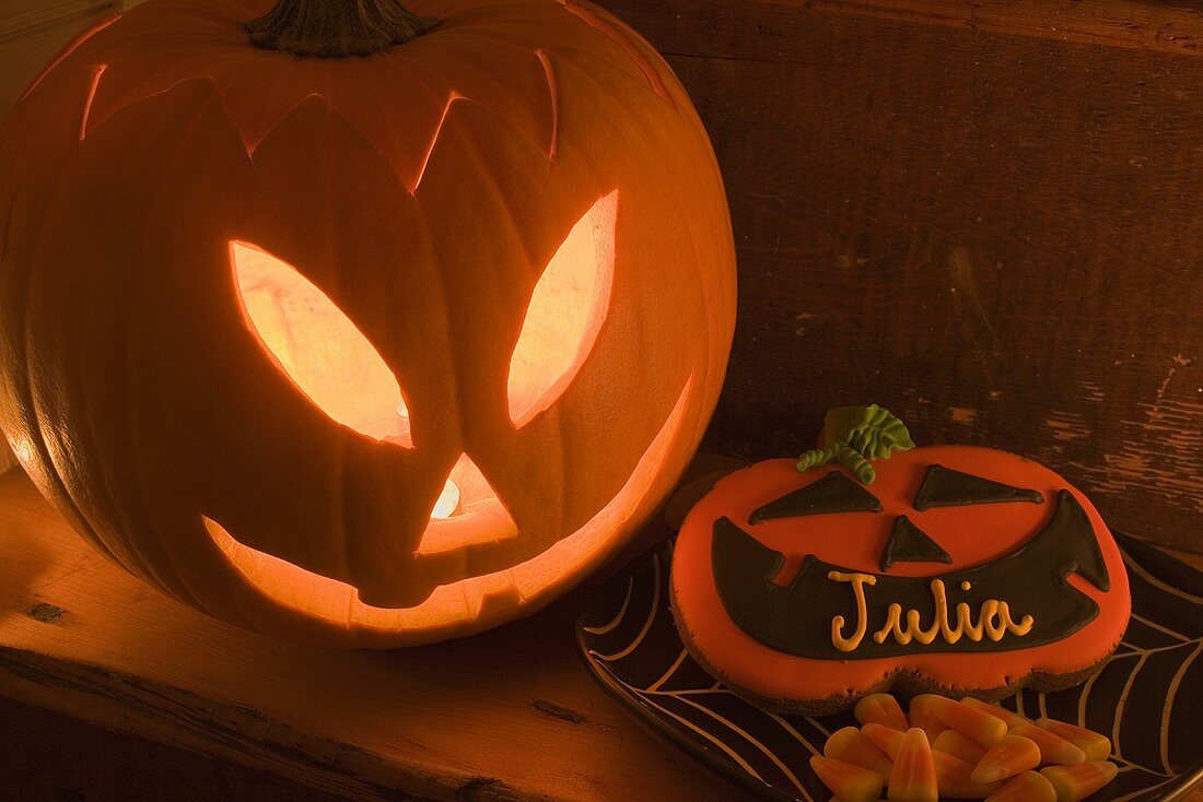 Pumpkin lantern and sweets for Halloween
