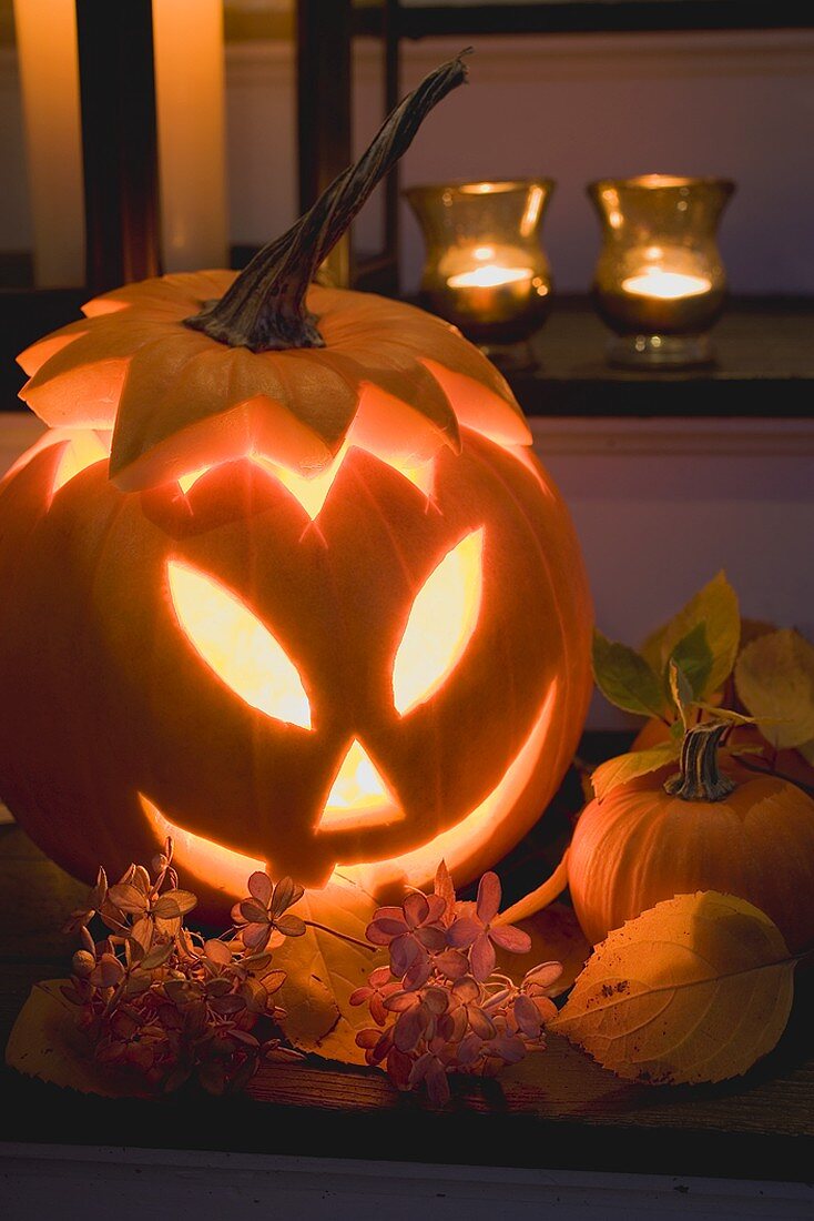 Halloween decoration: pumpkin lantern