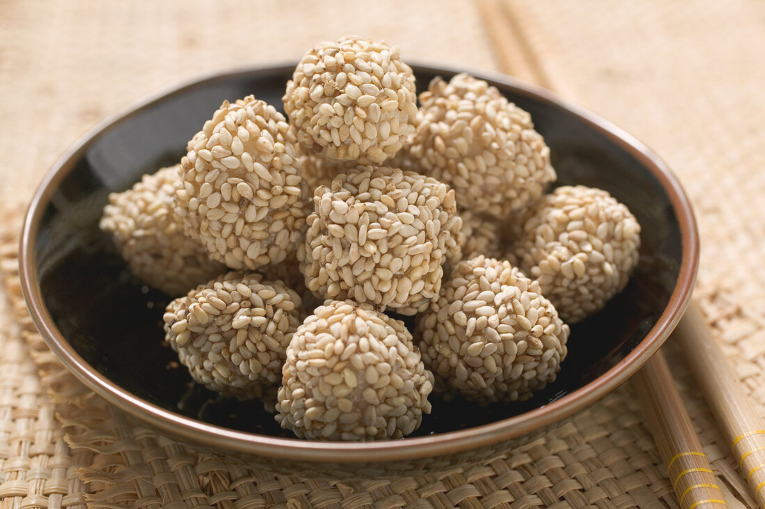 Small sesame balls (Asia)