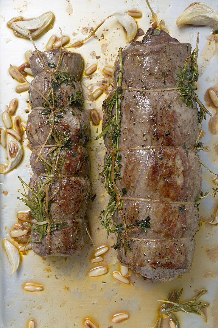Beef roulades with herbs and pine nuts (overhead view)