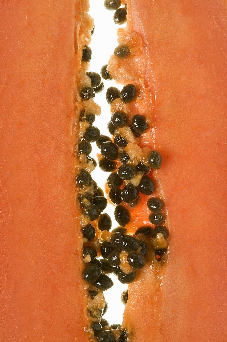 Slice of papaya (close-up)