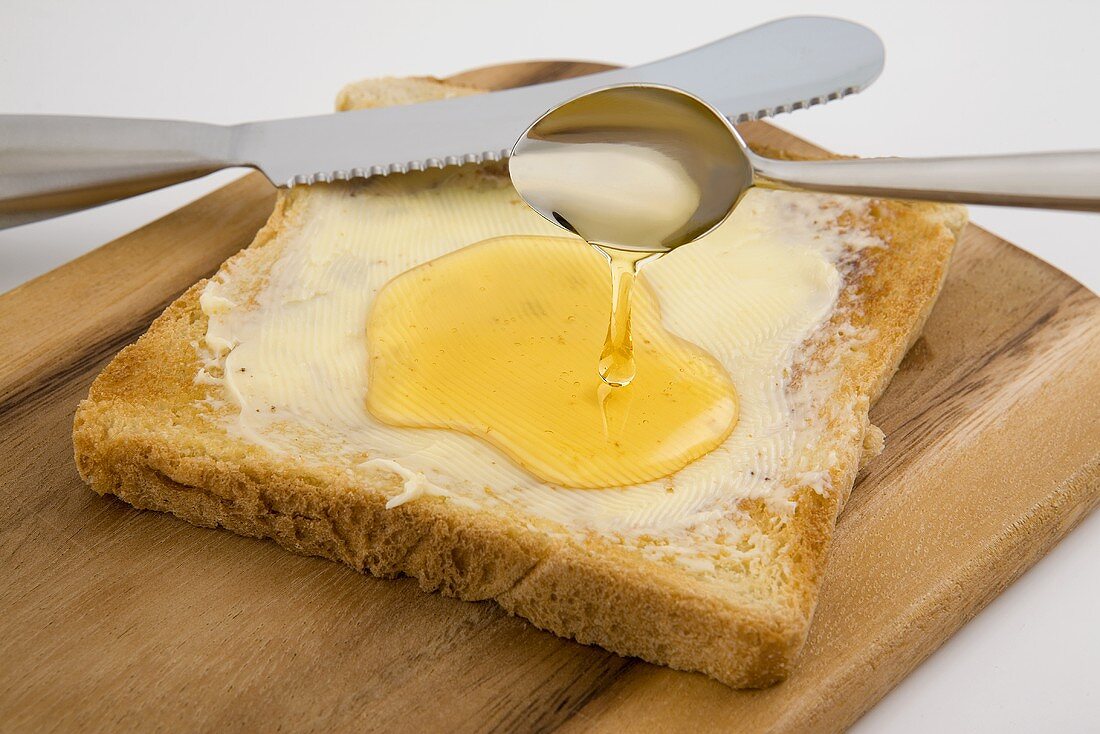Buttered toast with honey