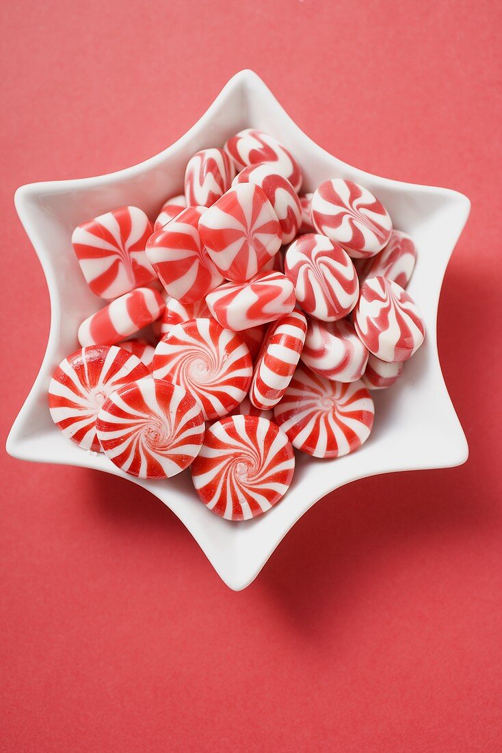 Peppermints in star-shaped dish