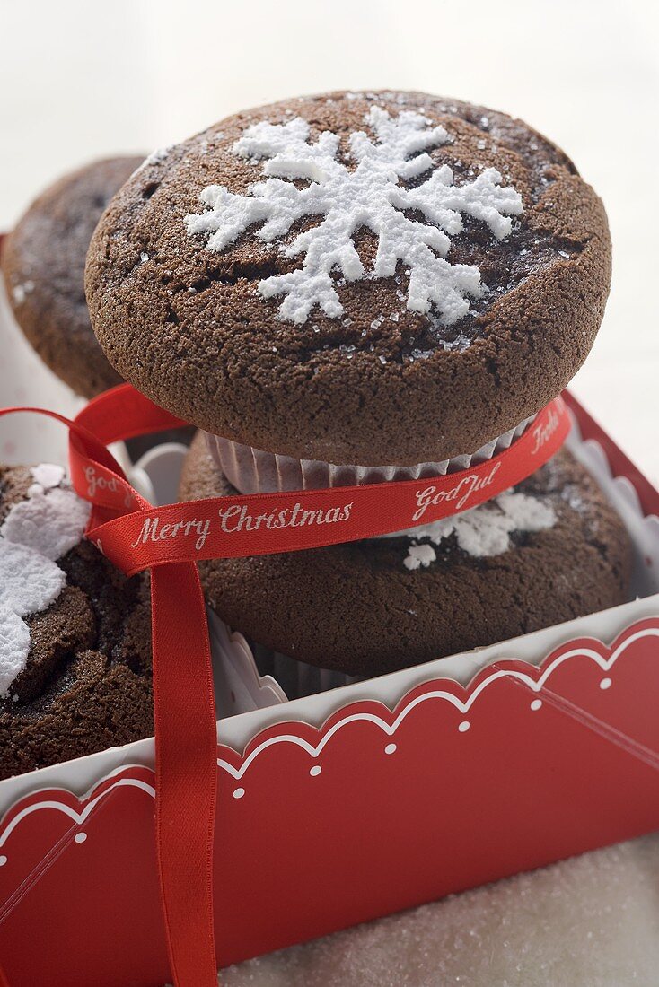 Weihnachtliche Schokoladenmuffins zum Verschenken