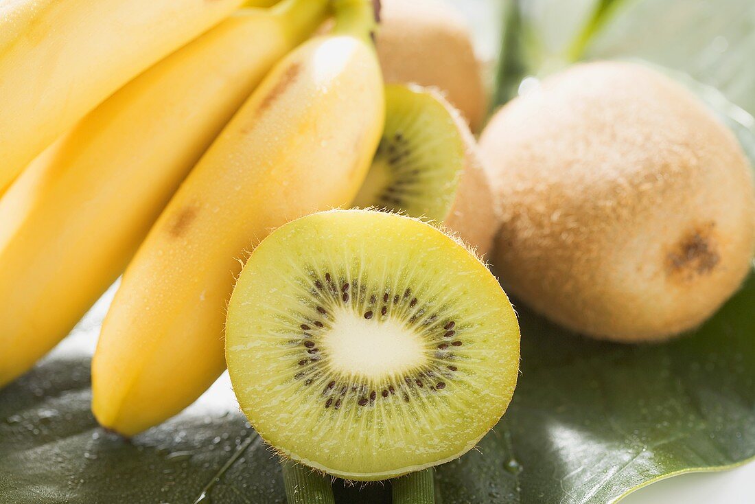 Kiwi fruit and bananas