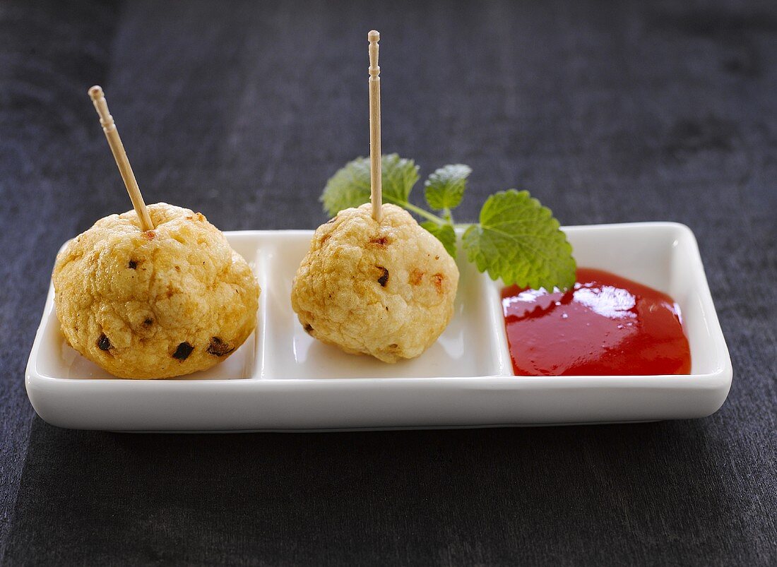 Fish balls with sweet and sour sauce