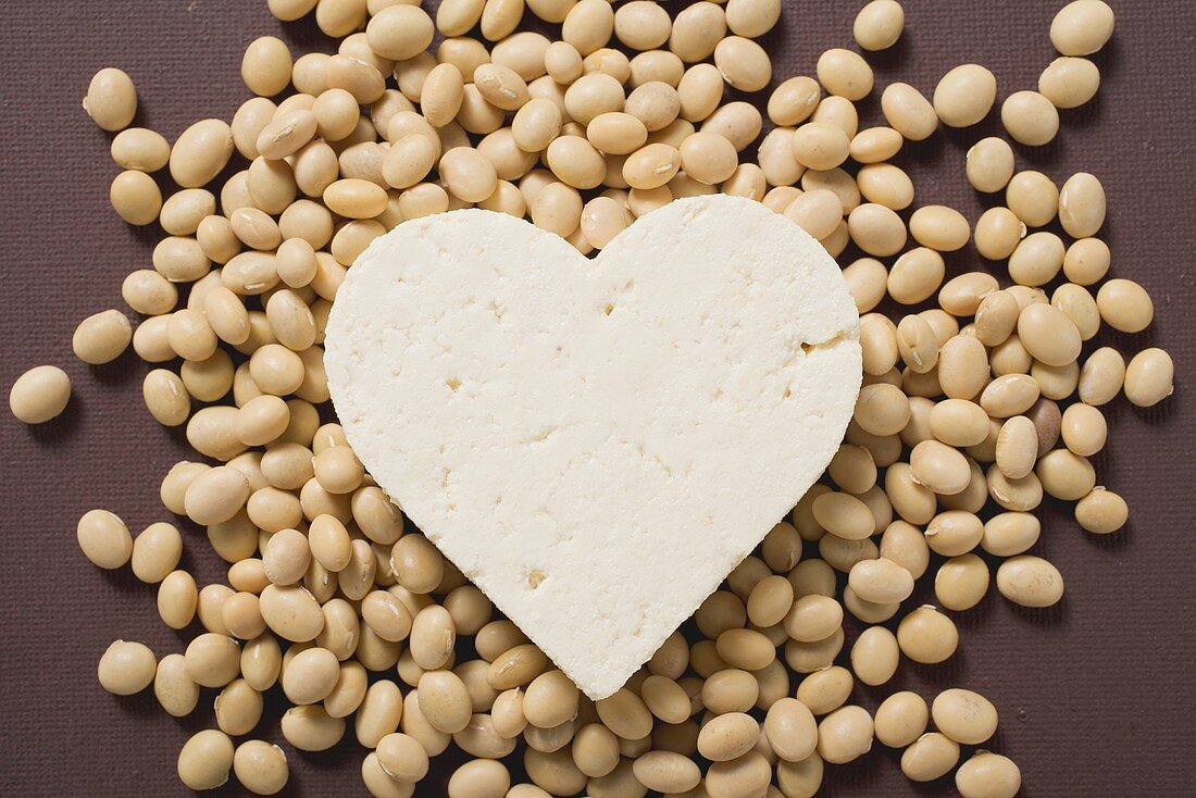 Tofu heart on soya beans