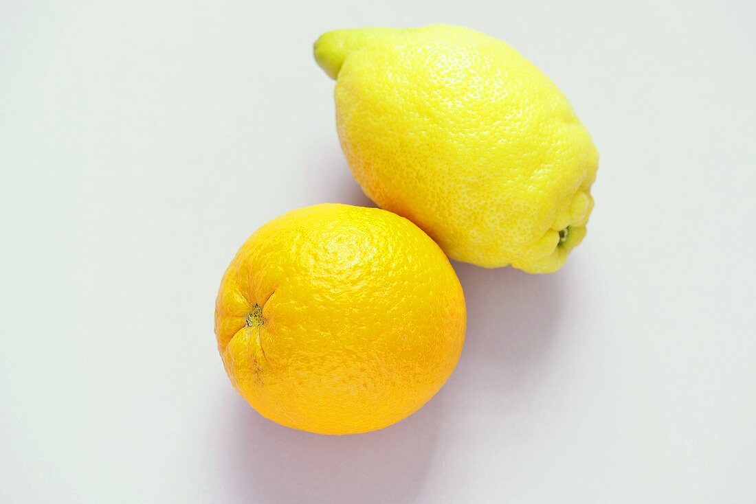 Zitrone und Orange