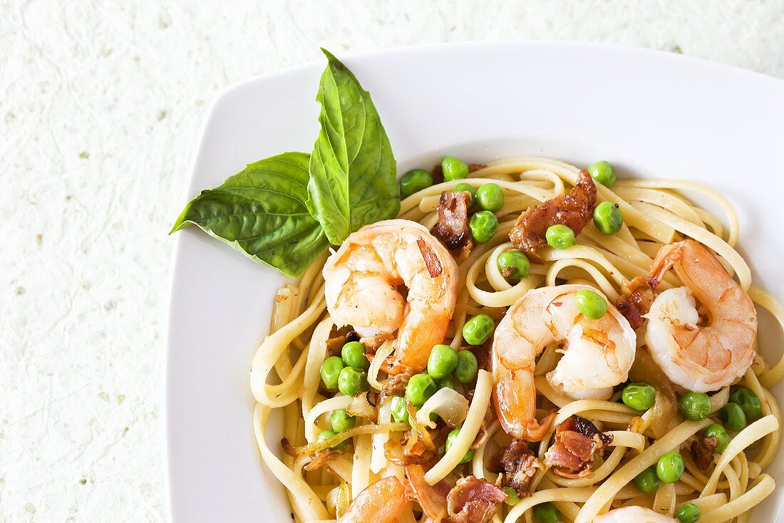 Shrimp Linguine with Peas and Pancetta