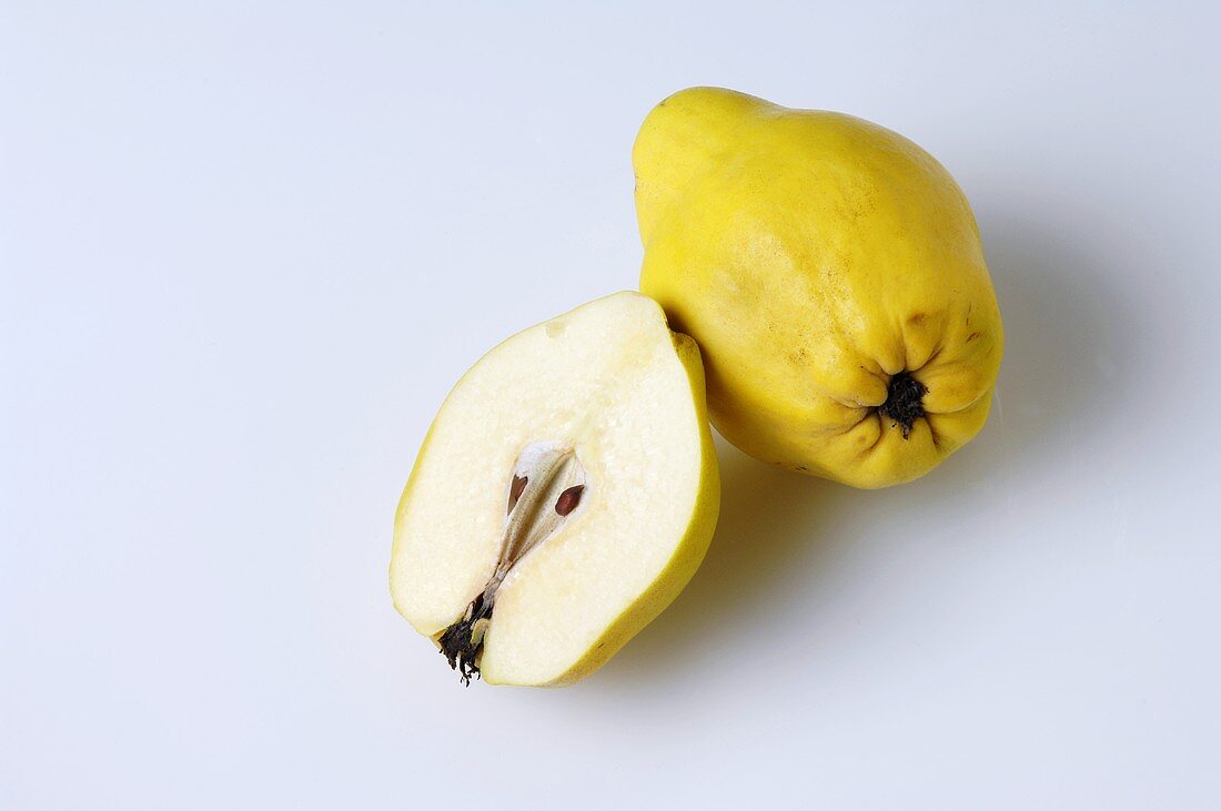 Whole and half quince