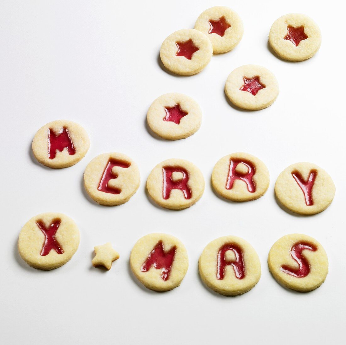 Marmeladenplätzchen mit Schriftzug MERRY XMAS