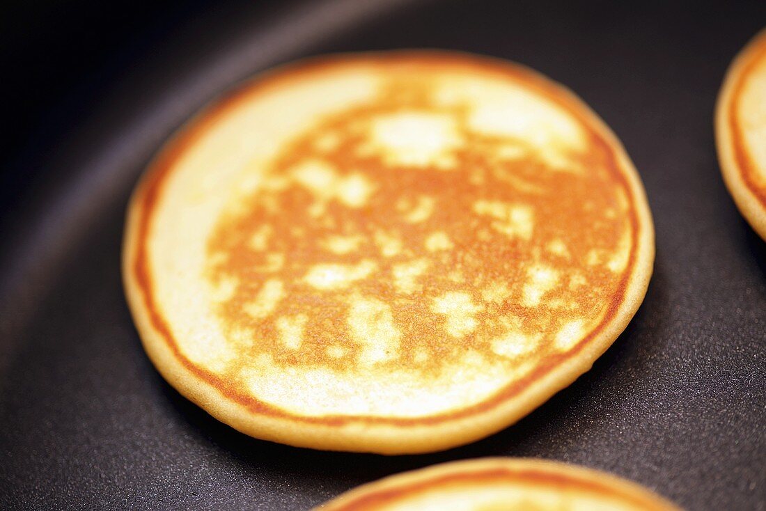 Pancakes in Pfanne
