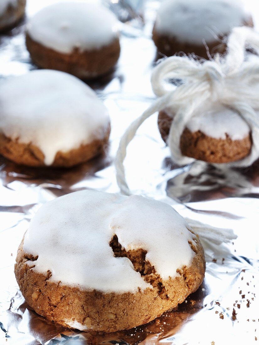 Silesian 'pepper nut' biscuits with icing sugar
